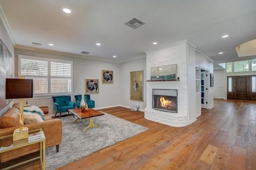 3112 Barton Pt Dr, Austin TX  78733-6345 exterior