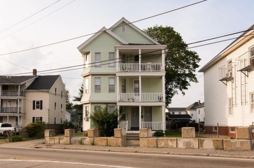 92 Kickemuit Rd, Warren, RI 02885-1912