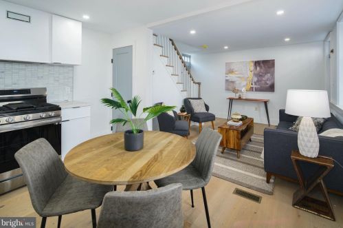 758 Front St, Philadelphia PA 19147-3523 exterior