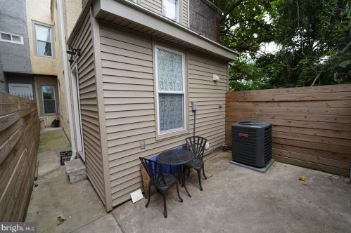 1759 27th St, Philadelphia, PA 19121-2824