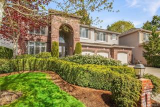 1022 148th Ave, Bellevue, WA 98007-4017