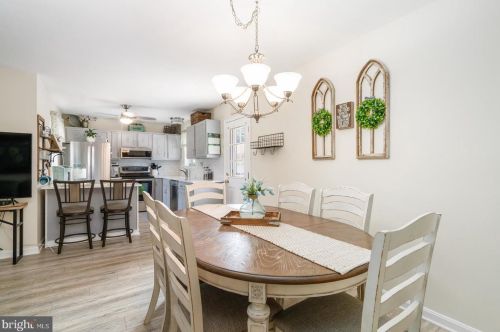 107 Woodlawn Dr, Forest Hill MD  21050-1233 exterior