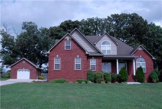 106 Richland Ct, Manchester, TN 37355-3799
