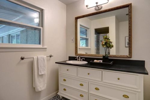 4616 Selkirk Dr, Fort Worth TX  76109-5042 exterior