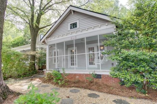 915 Austin Ave, Atlanta GA  30307-1913 exterior