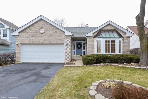 646 Golfers Ln, Hanover Park, IL 60103-1536