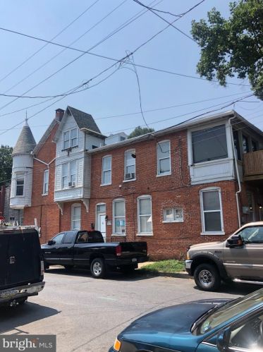 457 Shippen St, Lancaster PA  17602-3637 exterior