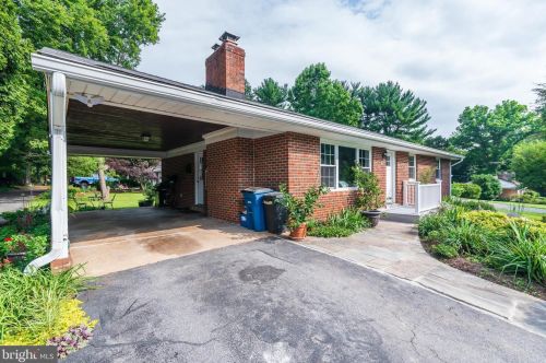 15108 Timberlake Dr, Silver Spring MD  20905-4332 exterior