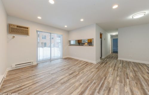 1335 Winslowe Dr, Palatine, IL 60074-8528