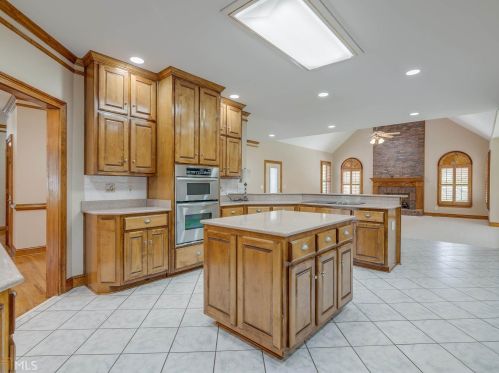 1224 Ml Crk Ln, Stockbridge GA  30281-4879 exterior