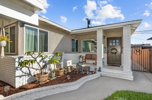 12848 Hoback St, Norwalk, CA 90650-4439