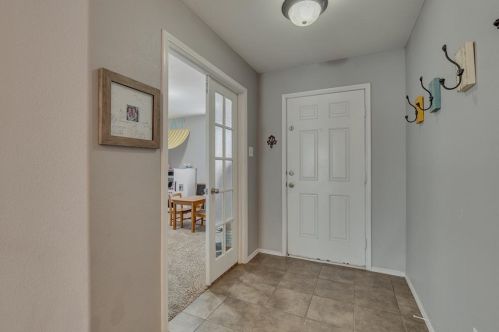 5705 Mirror Ridge Dr, Fort Worth, TX 76179-7224