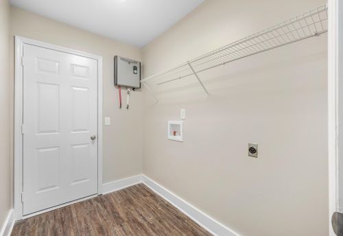 256 Columbia Dr, Ladson SC  29456-6208 exterior