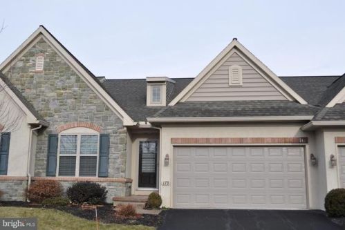 179 Fieldcrest Ln, Ephrata, PA 17522-2916