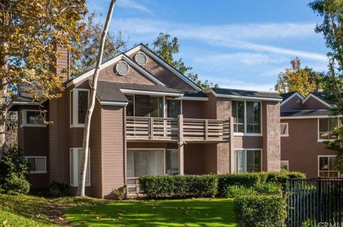 6 Highland Vw, Irvine CA 92603-3704 exterior