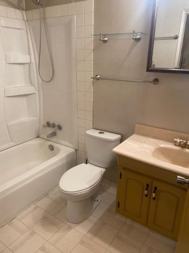 470 Clark St, Turlock CA 95380-5876 exterior