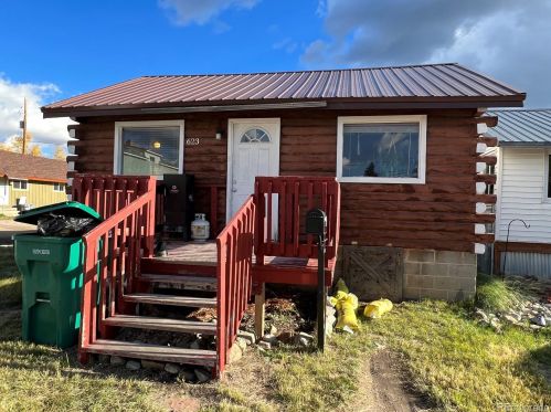 623 Chestnut St, Leadville CO  80461-3905 exterior