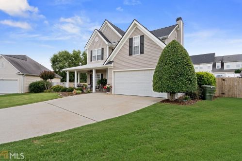 105 Meadow Side Ct, Carrollton, GA 30116-8833