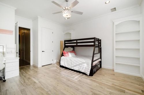 2117 Fairway Acres Dr, Argyle TX 76226-9536 exterior