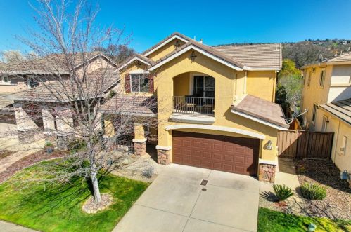676 Plum Creek Ct, Folsom, CA 95630-6154