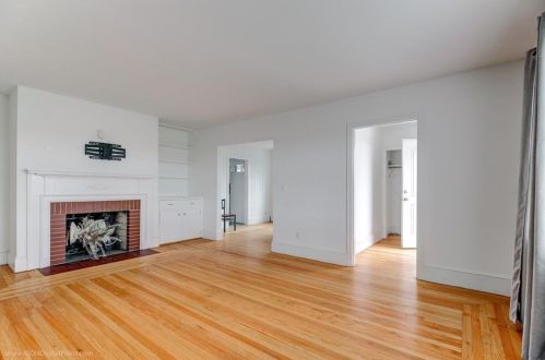 845 Aquidneck Ave, Middletown RI  02842-5256 exterior