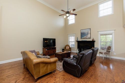 115 Cheshire Dr, Warner Robins GA  31088-1124 exterior