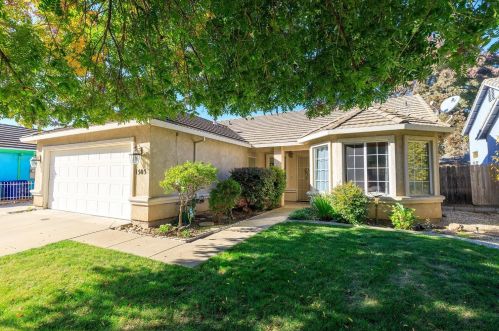 1505 Dreyfus Ln, Modesto, CA 95355-8973