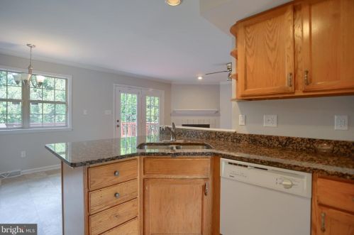 9 Mill Pond Dr, Lancaster PA  17603-7412 exterior