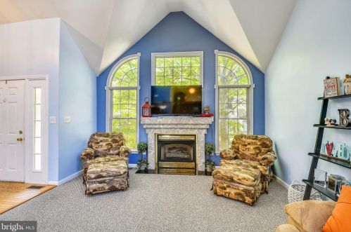 26 Robinson Rd, Severna Park, MD 21146-2830