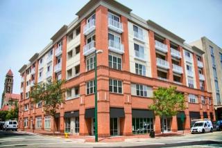 401 Granby St, Norfolk VA  23510-1913 exterior