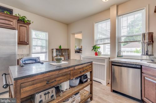 135 Haddon Ave, Camden NJ  08108-1033 exterior