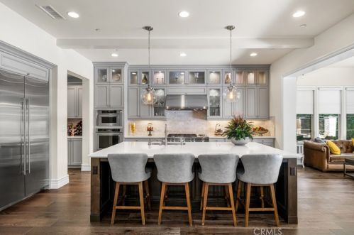 22 Shadybend, Irvine CA  92602-0844 exterior