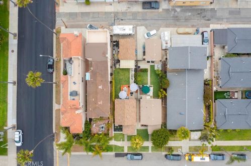 624 15th St, Huntington Beach CA  92648-4048 exterior