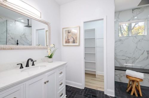 763 Center Hill Ave, Atlanta GA  30318-6236 exterior