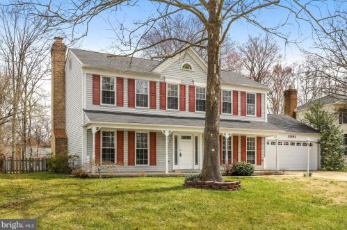 11981 Hedges Run Dr, Woodbridge, VA 22192-1028