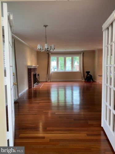 5404 Clifton St, Springfield VA  22151-3817 exterior