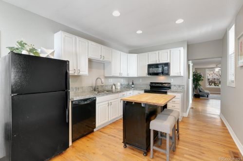 548 Marion St, Denver CO  80218-3405 exterior