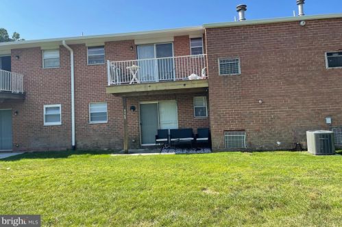 56 Garden View Ter, East Windsor NJ  08520-4665 exterior