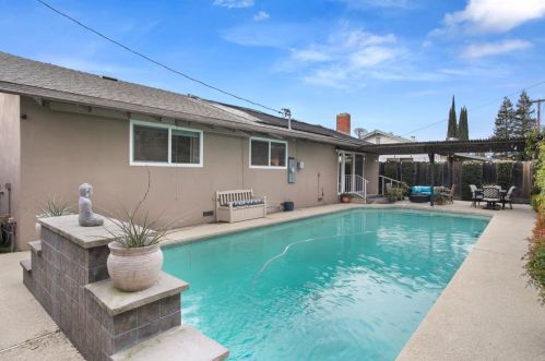 2160 Denair Ave, Turlock CA  95382-1822 exterior