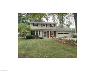 1397 Birchview Dr, Vermilion, OH 44089-1714