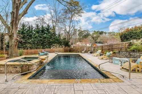 145 Hope St, Marietta, GA 30064-2149
