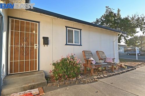 773 Nightingale St, Livermore, CA 94551-4219