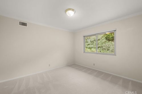 1430 Greenbriar Rd, Glendale CA  91207-1053 exterior