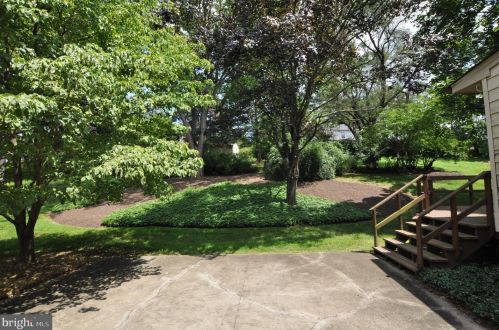 14017 Cricket Ln, Silver Spring, MD 20904-5915