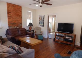 215 Pastorius St, Philadelphia PA  19144-3201 exterior