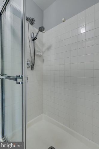 3483 Madelyn Ct, Woodbridge VA  22192-6472 exterior