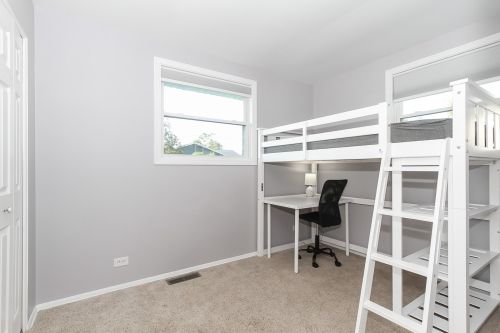 442 Cochise Ct, Carol Stream IL  60188-1516 exterior