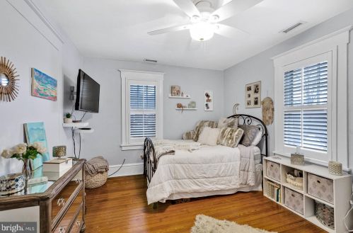 415 2nd Ave, Haddon Heights NJ  08035-1406 exterior