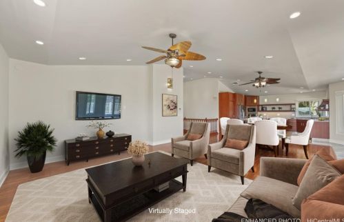 1717 Iwi Way, Honolulu HI  96816-3826 exterior