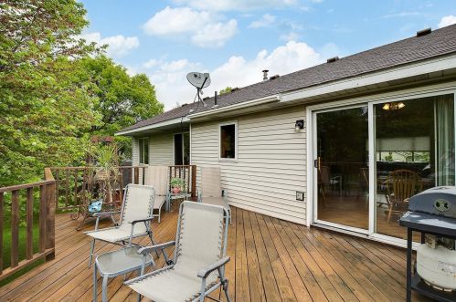 1980 Heath Ave, Saint Paul MN  55128-5206 exterior